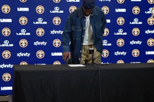 A史密斯：我和詹姆斯互相看对方不顺眼，关于布朗尼的事他越界了